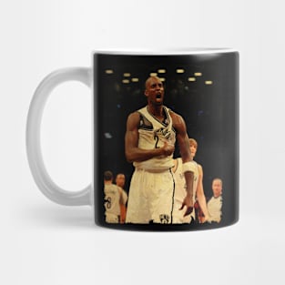 Kevin Garnett - Vintage Design Of Basketball Mug